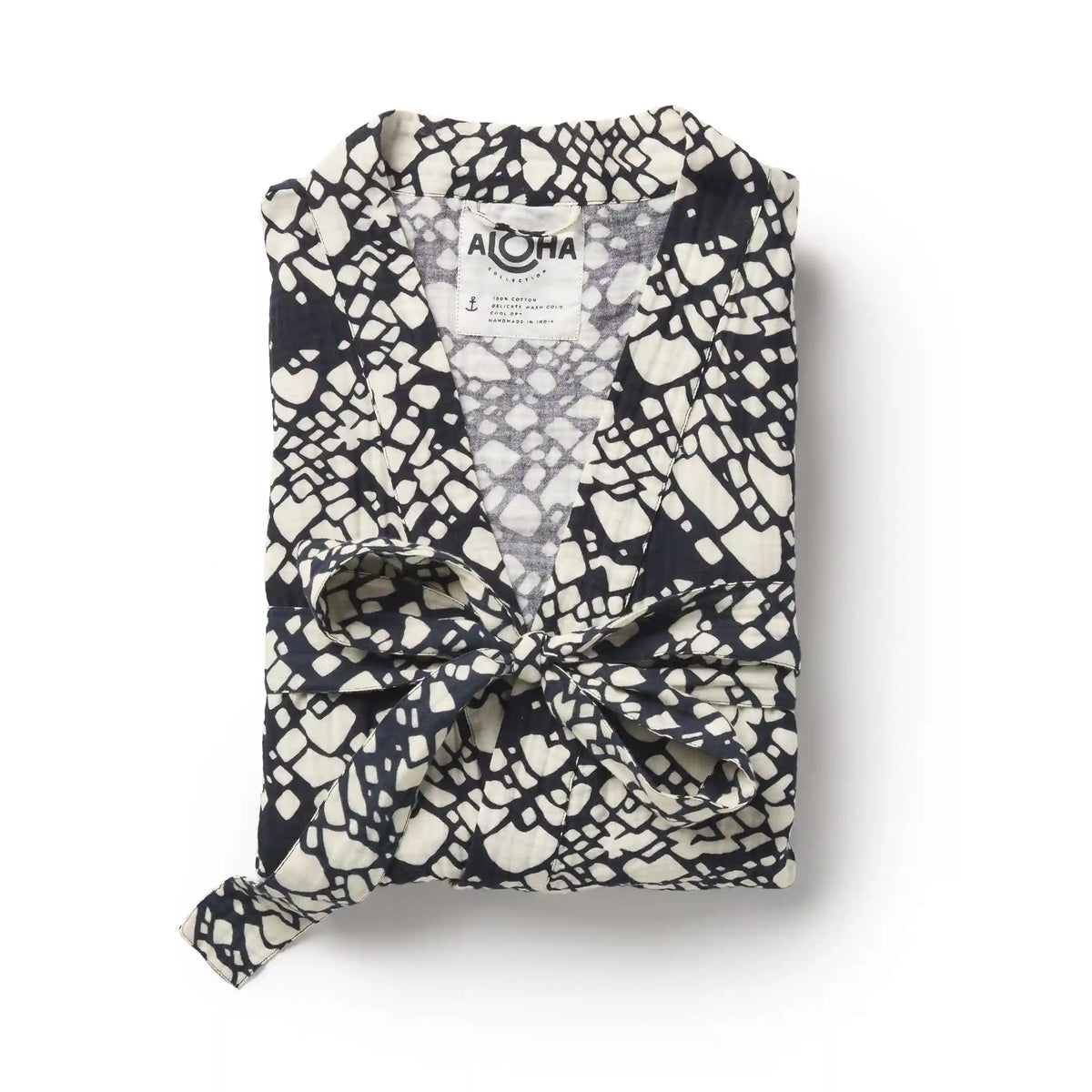 Staycation Robe | Textile Cone - White on Black