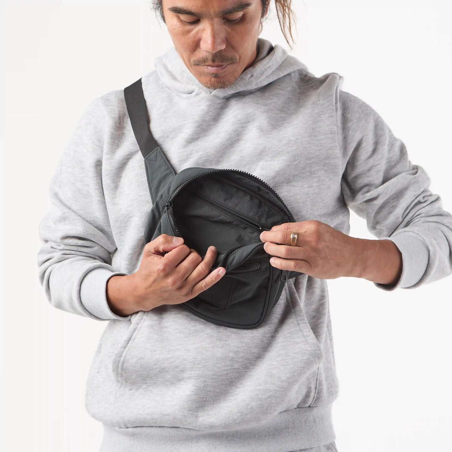 Keep It Light Hip Pack | Lei Stand