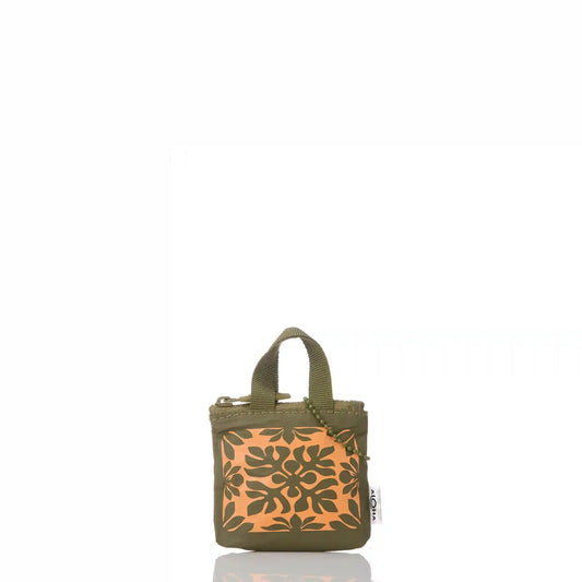 Kaʻulu Tiny Tripper in Papaya on Olive