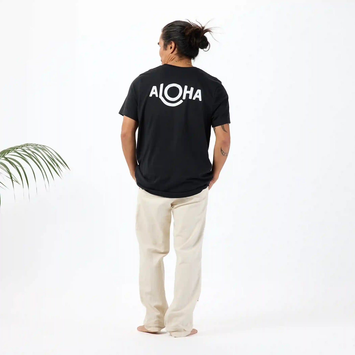 ALOHA Logo Tee in Vintage Black