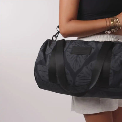 Party Wave Keep It Light Sporty Duffle in Tide