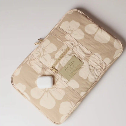 Holomua Keep It Light Laptop Case in Sand on Black