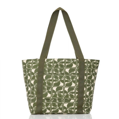 Lattice Keep It Light Zipper Tote in Olive