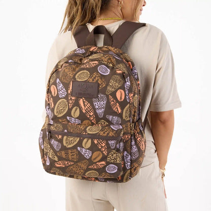Shoreline Keep It Light Backpack in Coconut