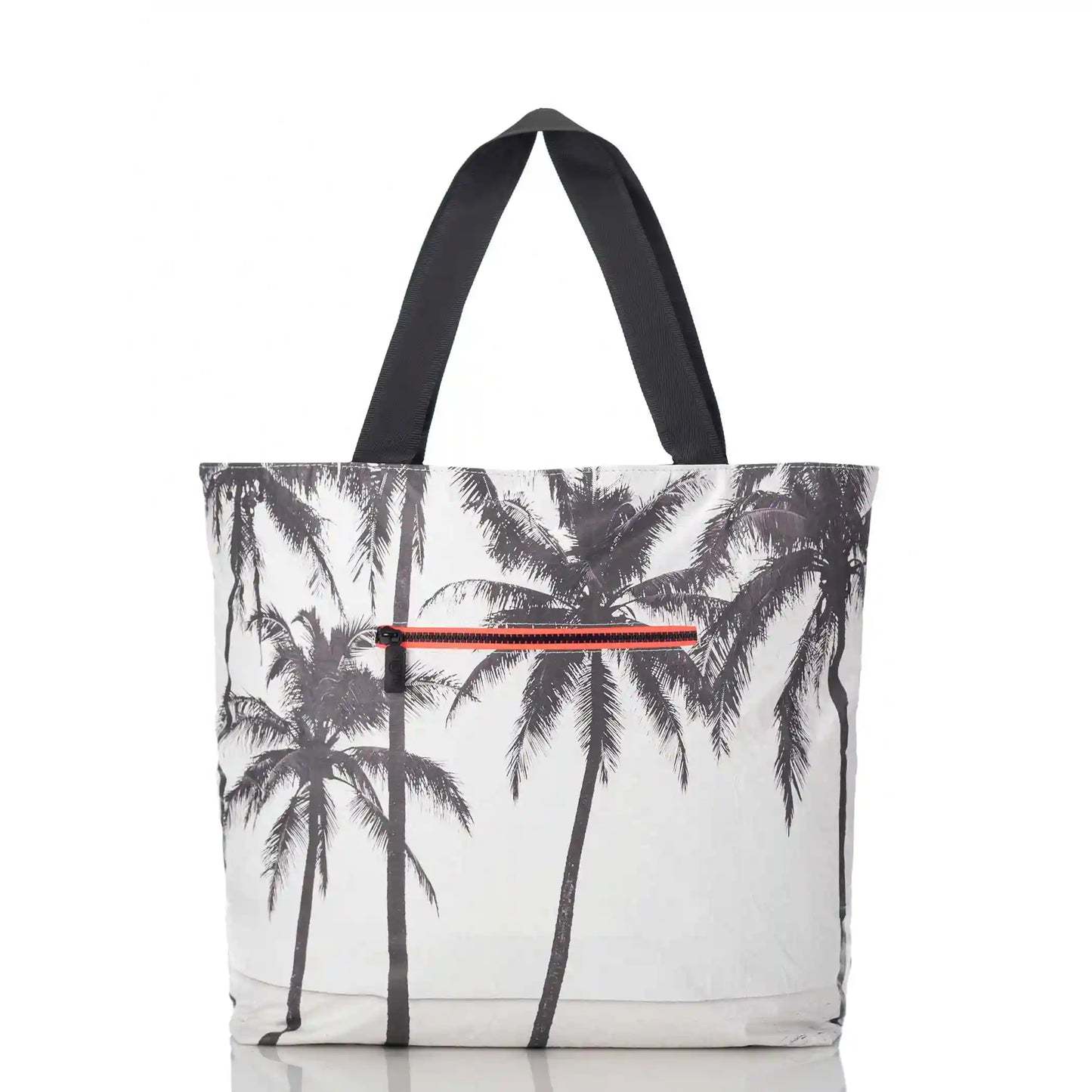 Day Tripper | Kalapana by Samudra