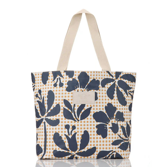 Picnic Fleur Day Tripper in Neptune