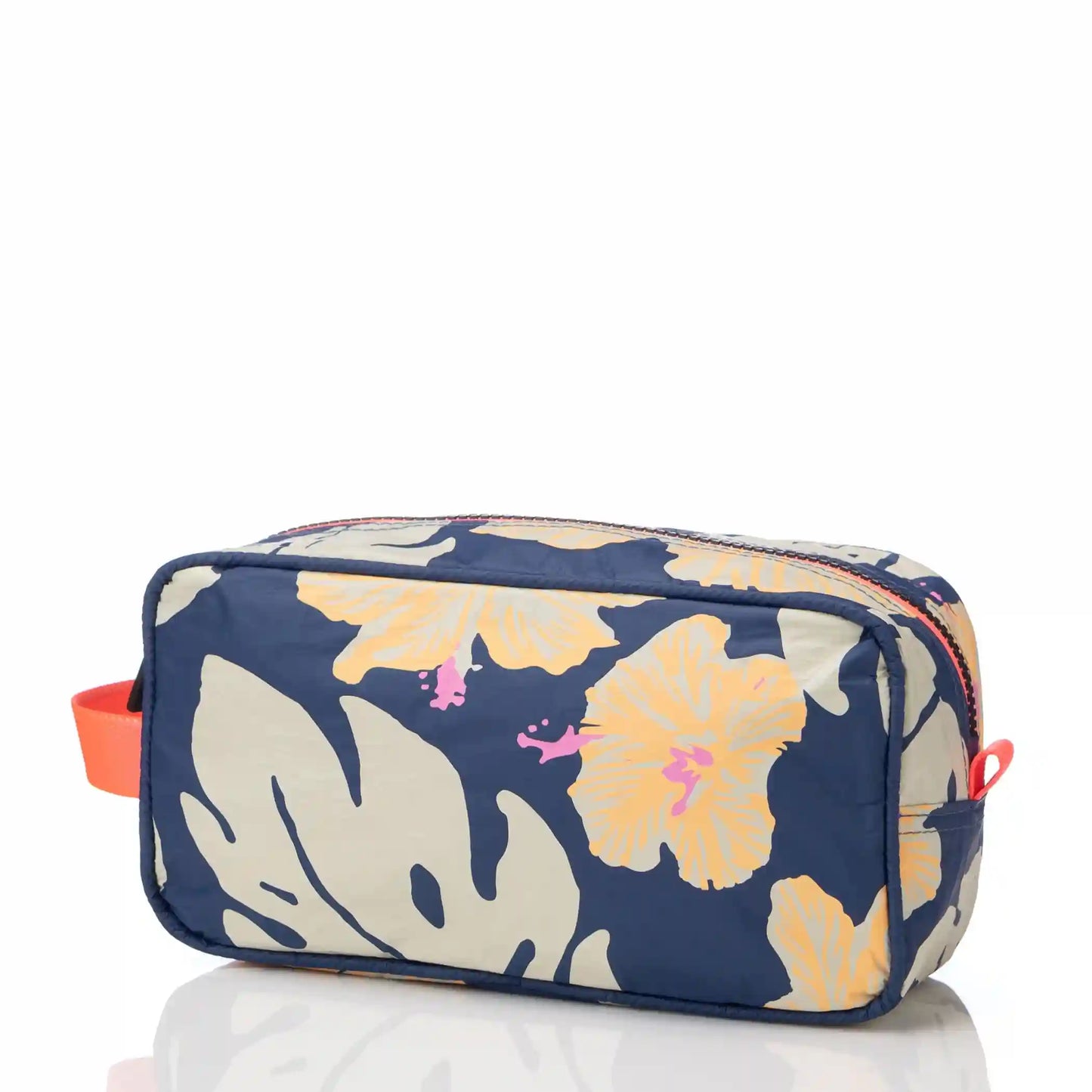 Pape'ete by Samudra Dopp Kit in Neon Moon on Navy