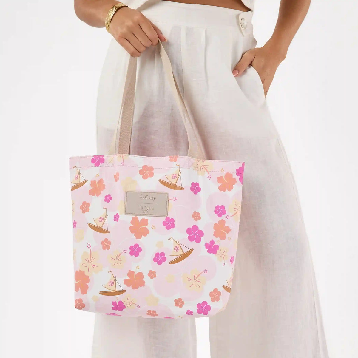 Voyager Reversible Tote in Fruit Punch